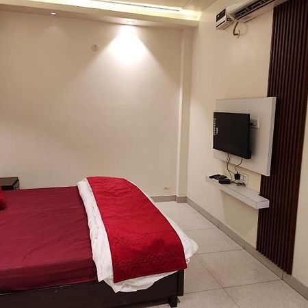 Sun Moon Residency And Apartments, Hotels In Rohini Delhi  Exterior photo